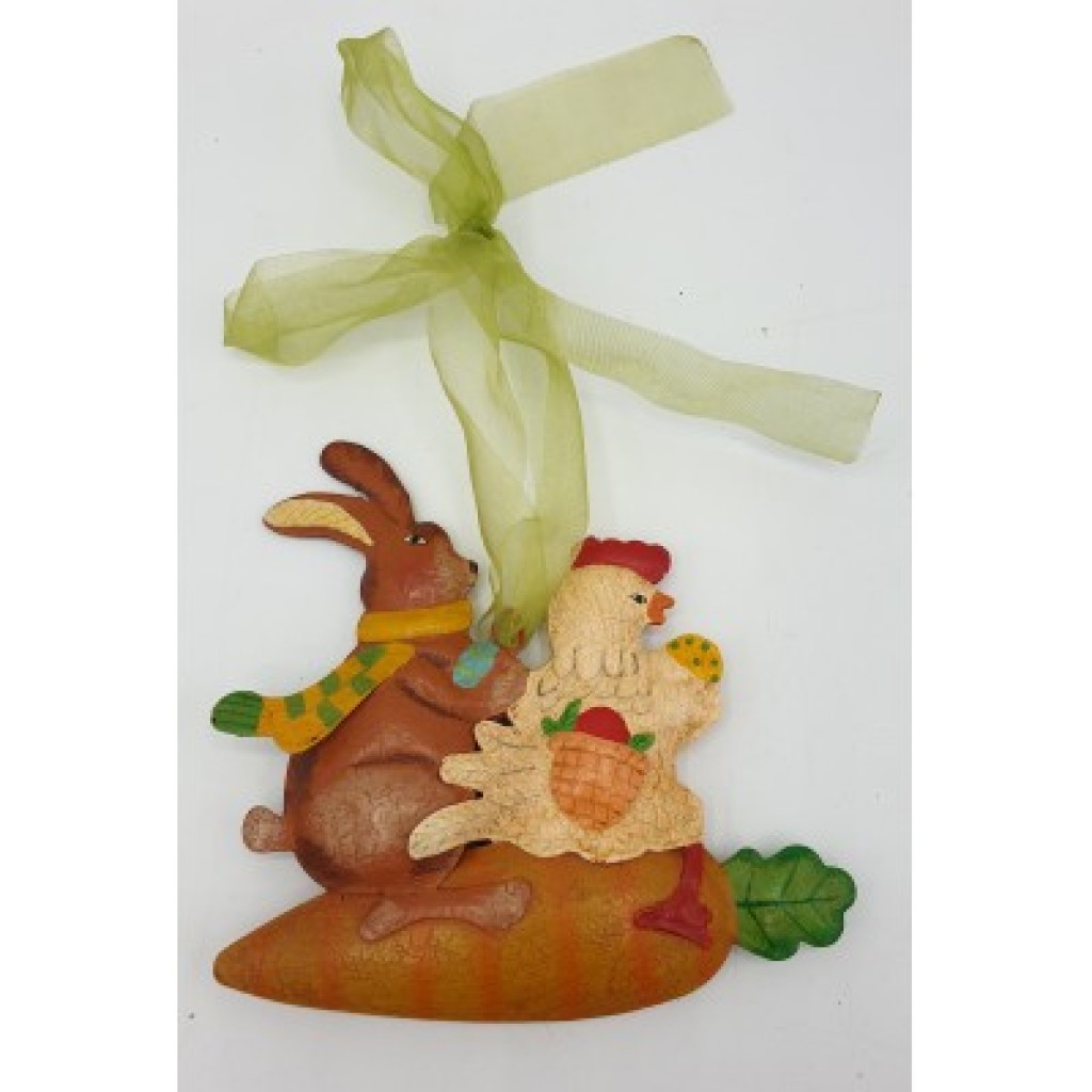Osterhase auf Karotte Metallanhänger zum Hängen Osterhase auf Karotte Metallanhänger zum Hängen